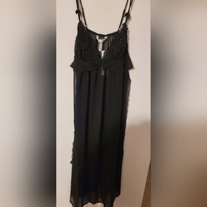 Dentelle Black Nightgown